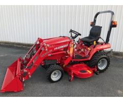 MASSEY FERGUSON GC1705 Compact tractor