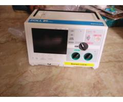 CJ 280 SUPRIME PRESSURE DEFIBRILLATOR