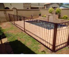 pool fencing