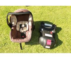 Chelino Pram, Car Seat and Base