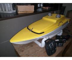 Karp King MK4s bait boat for sale