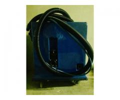 Carpet cleaning machine