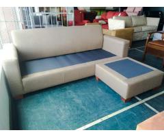 L-shaped couches with interchangeable daybed