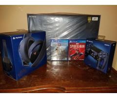 Sony PS4 Pro 2TB BUNDLE Sony PS4 Pro 2TB BUNDLE