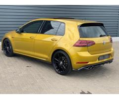 VOLKSWAGEN golf R