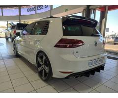VW GOLF VII R