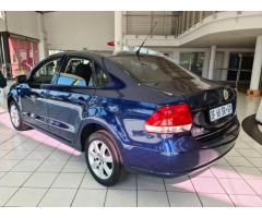 VW POLO AUTO