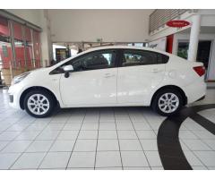 KIA RIO SEDAN