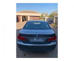 BMW 750i