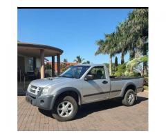 2008 Isuzu KB300