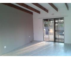 PET FRIENDLY 2 BEDROOM FLAT