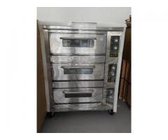 3 DECK AND 6 TRAYS ELECTRIC OVEN FOR SALE