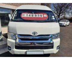 Toyota Quantum 2.5D-4D GL 14-Seater Bus For Sale