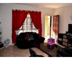 1 Bedroom Flat for sale Potchefstroom