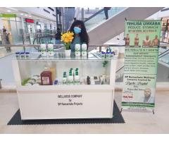 LARGE MALL DISPLAY CABINET