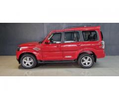 2016 Mahindra Scorpio 2.2 M-Hawk S10