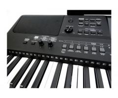 Yamaha PSR-E463 digital piano