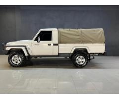 Used Toyota land cruiser 79