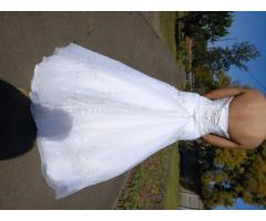 Wedding Gown for hire