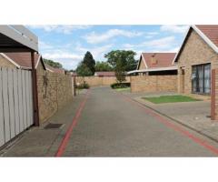 2 Bedroom Townhouse to rent in Monument Heights