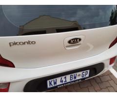 KIA Picanto 2018 1.0 Smart