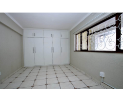 2 Bed Apartment in Three Anchor Bay